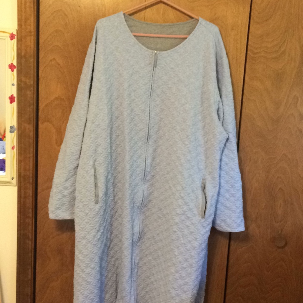 Bathrobe